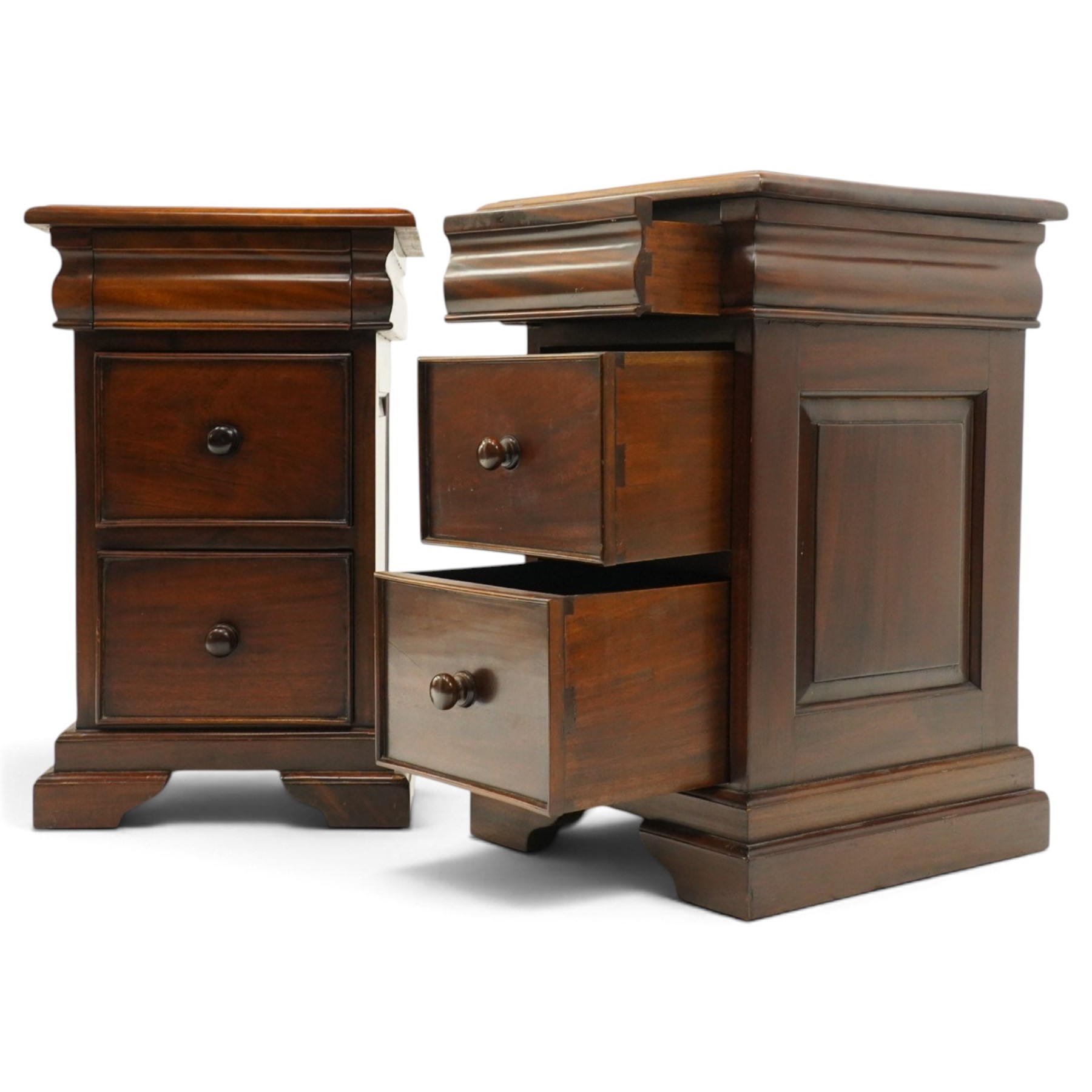 Barker & Stonehouse - pair of 'Grosvenor' contemporary hardwood bedside chests, rectangular top over shaped cushion drawer and two cock-beaded drawers, on shaped bracket feet