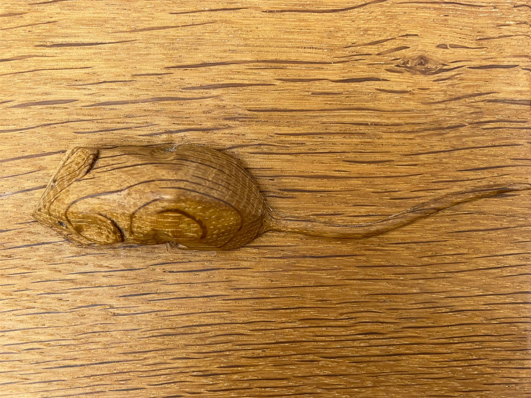 'Mouseman' tooled oak trinket box, rectangular form with lid carved with mouse signature, by Robert Thompson of Kilburn 