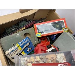 Quantity of play worn model cars and trains, track etc in one box