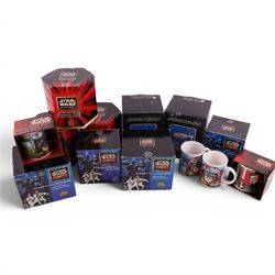 Eighteen Star Wars mugs, including figural Applause examples, fifteen boxed
