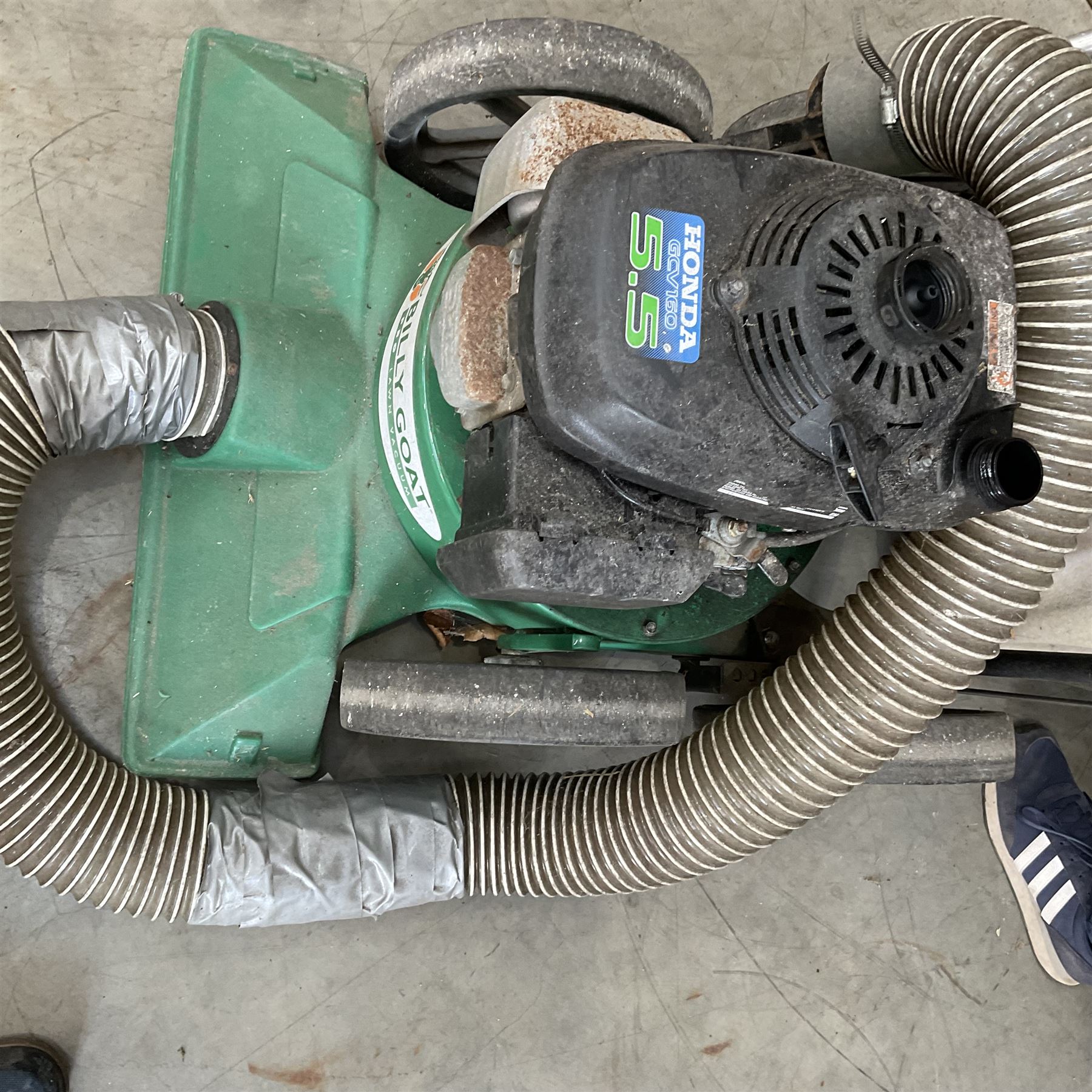 Billy Goat Prp Lawn Vacuum with Honda GVC160 5.5 engine