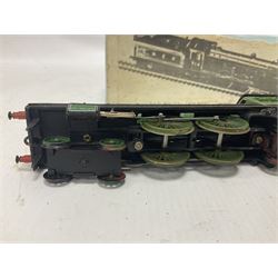 DJH Models ‘00’ gauge - kit built Class C7 (NER Class Z) 4-4-2 Atlantic locomotive and tender no.710 in LNER green; with original box 