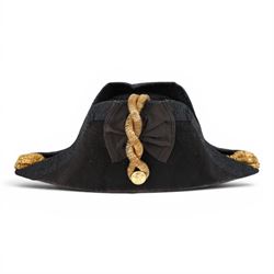 Early 20th century Royal Navy officers full dress bicorn hat, belt and epaulettes, the bicorn in black with gilt wire side and RN button, bullion work to each end marked to the interior with Gieves makers mark, all housed in fitted case