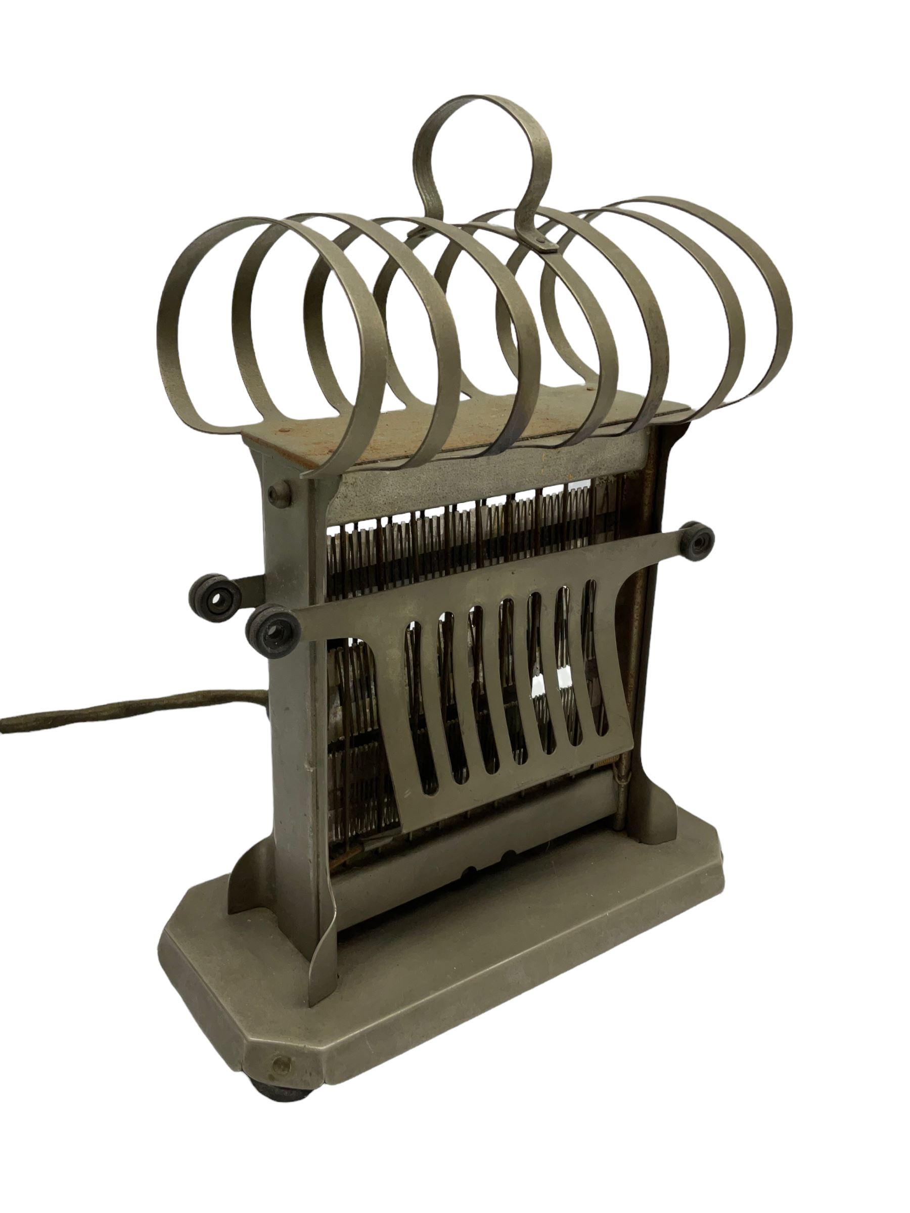 Landers, Frary, & Clark 'Universal model E945 Toaster' American made 1918 - 1923, H26cm