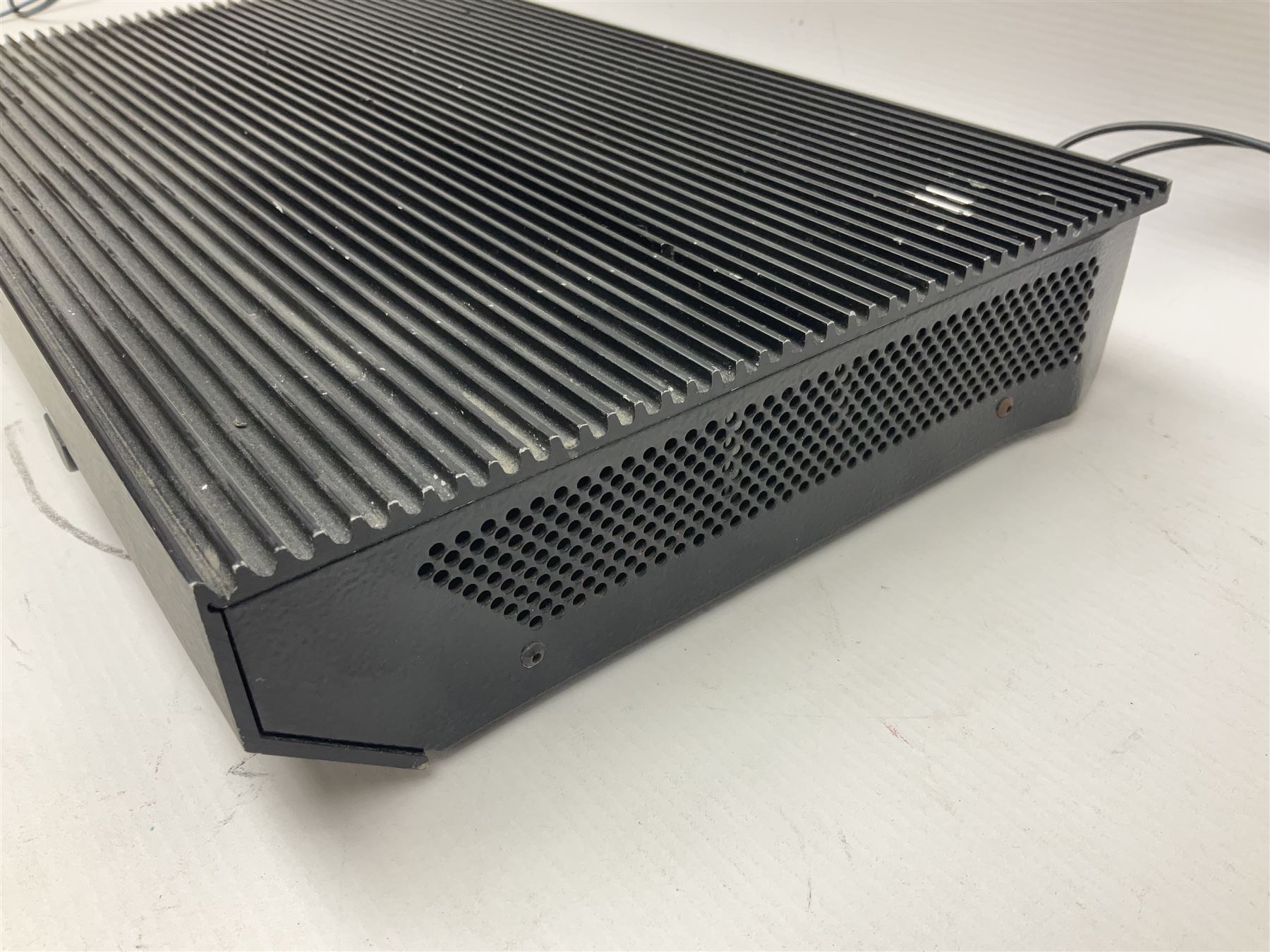  Musical Fidelity P140 power amp