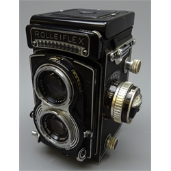  Rolleiflex Twin Lens Reflex camera No.2186525 with Zeiss Tessar 1:3.5 f=75mm lens, Synchro-Compur shutter and dual range Exposure meter, in leather case  