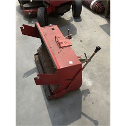 Westwood T1800 sit on mower with grass collector and other ancillaries 