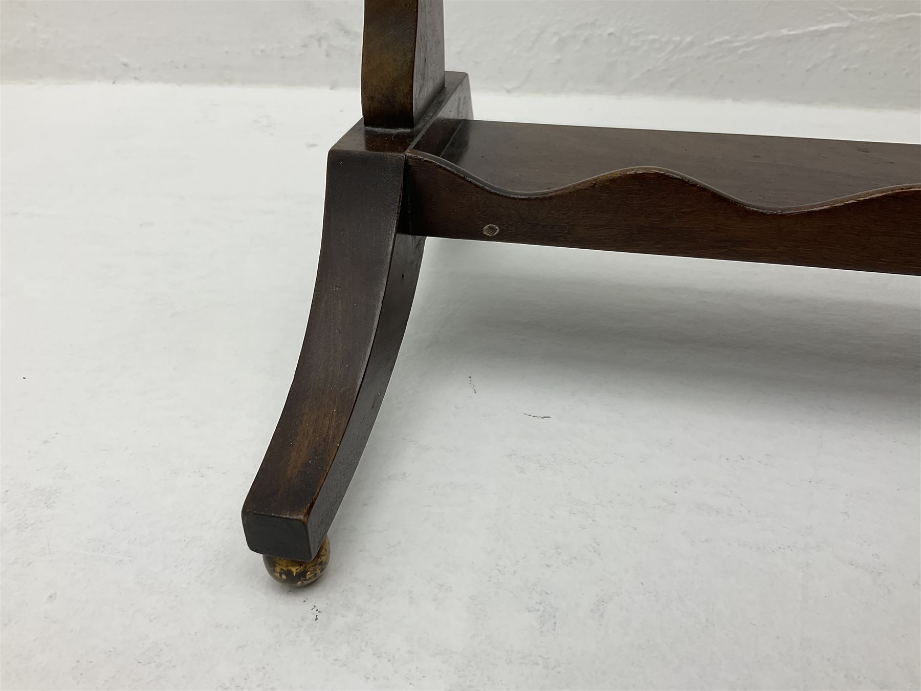 Mahogany framed Georgian style oval dressing table mirror, H65cm