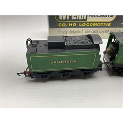 Wrenn '00' gauge - Rebuilt Bulleid Pacific 4-6-2 locomotive 'Lyme Regis' No.21C109 in SR Malachite Green; boxed with instructions
