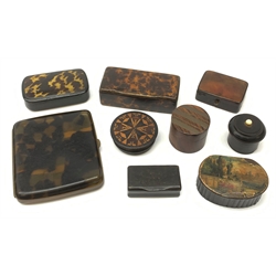 A group of snuff and other small boxes boxes, to include a 19th century papier-mâché example with printed landscape to the hinged cover, a Victorian Tunbridge ware circular box, 19th century horn snuff box, circular horn box with with ivory finial, two faux tortoiseshell snuff boxes, a faux tortoiseshell cigarette case, etc. (9). 