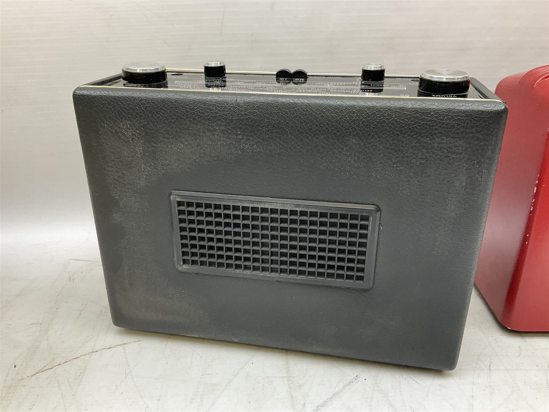 1950s Pye Type P43 cabinet radio in cream Bakelite case with orange knobs, W30cm H22cm D16cm, together with Ever Ready Sky Queen portable radio, Ekco portable radio in red case, Boxed Bush Special Edition 2002 Queens Golden Jubilee radio, Hacker Herald VHS radio (5)