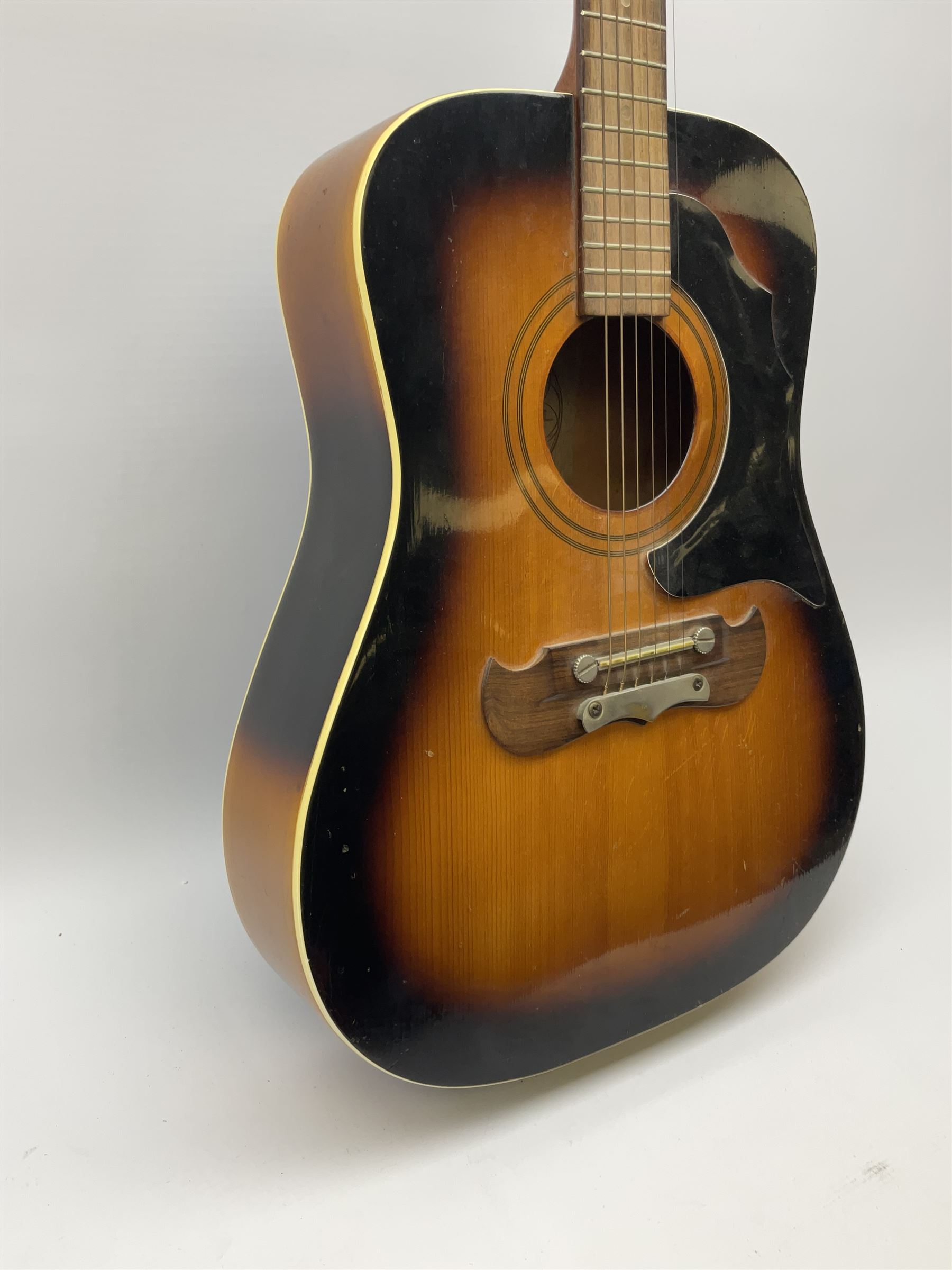 Framus Acoustic Guitar, model 5/196. L104cm