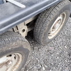 Ifor Williams HB505R horse trailer