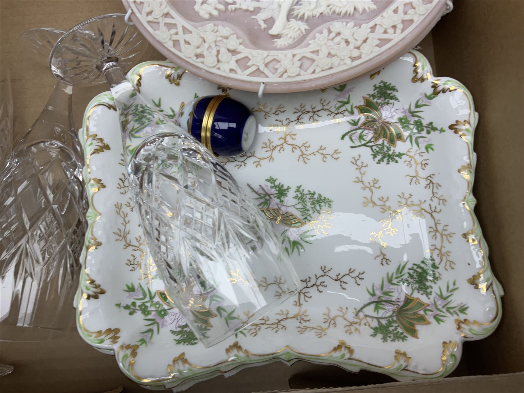 Bradford Exchange 'Shakespearean Lovers' collectors plates, continental figures, Royal Doulton and Dartington Crystal glassware and other ceramics and collectables, in three boxes