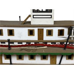 Model of St.Louis Belle paddle boat, L118cm, together with a box of additional parts and model plans by Vic Smeed