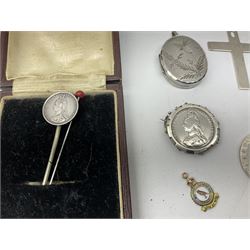 Modern silver locket, modern silver circular pendant, modern silver cross shaped pendant, small 9ct gold and enamel pendant, etc., approximate gross silver weight 40 grams, approximate gold weight 1.3 grams
