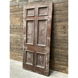 Five 19th century heavy pitch pine six panel doors

226cm x 99cm
228cm x 99cm
228cm x 100cm
228cm x 100cm
228cm x 99cm
