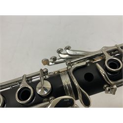 Hanson B Flat clarinet in a fitted case with accessories and three boxes of Vandoren reeds