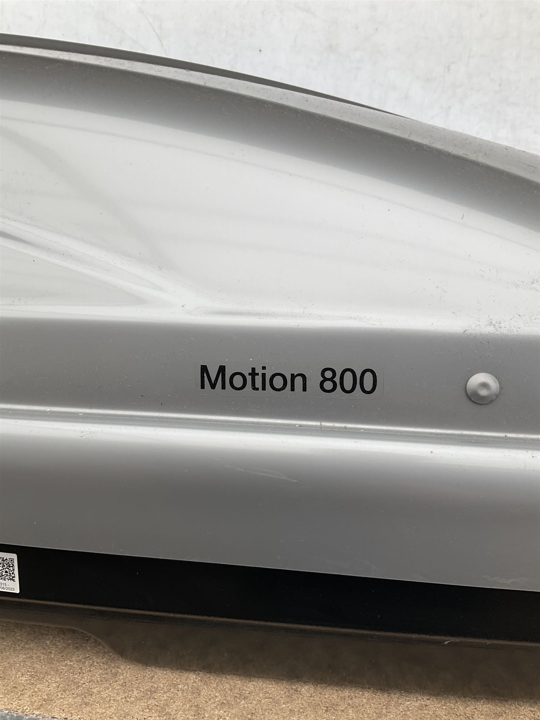 Thule car top box with keys - THIS LOT IS TO BE COLLECTED BY APPOINTMENT FROM DUGGLEBY STORAGE, GREAT HILL, EASTFIELD, SCARBOROUGH, YO11 3TX