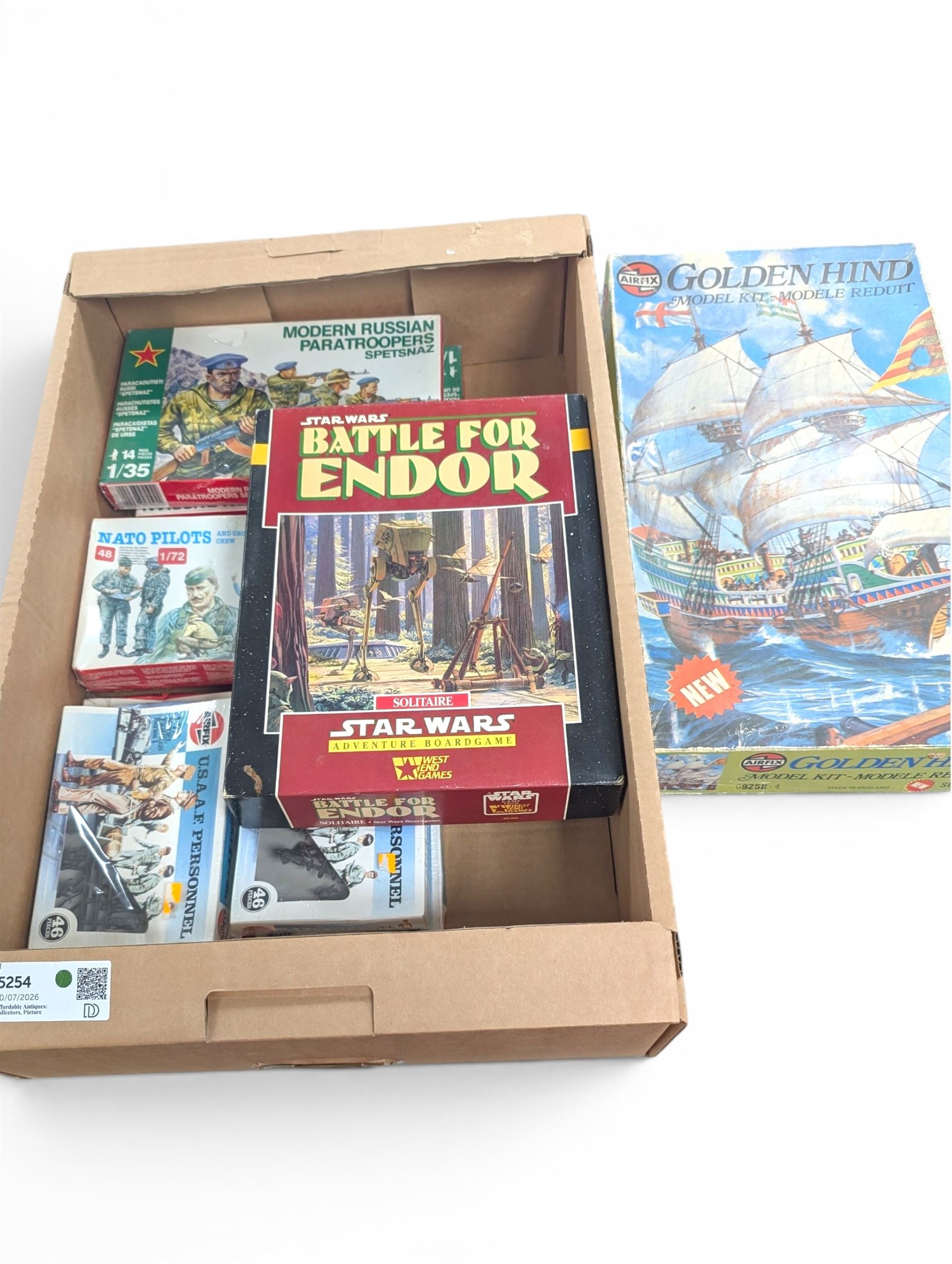 Airfix Golden Hind model kit, West End Games Battle of Endor Solitaire game and a collection of Esci and Airfix model soldiers, all boxed
