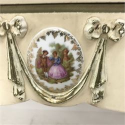 French style cream and gilt kidney shaped dressing table, three piece raised mirror back, one long and four short drawers, cabriole legs, W132cm