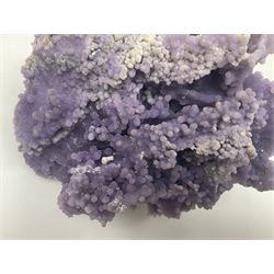 Grape agate cluster, formed of spherical quartz crystals, in purple tones, H15cm, L20cm