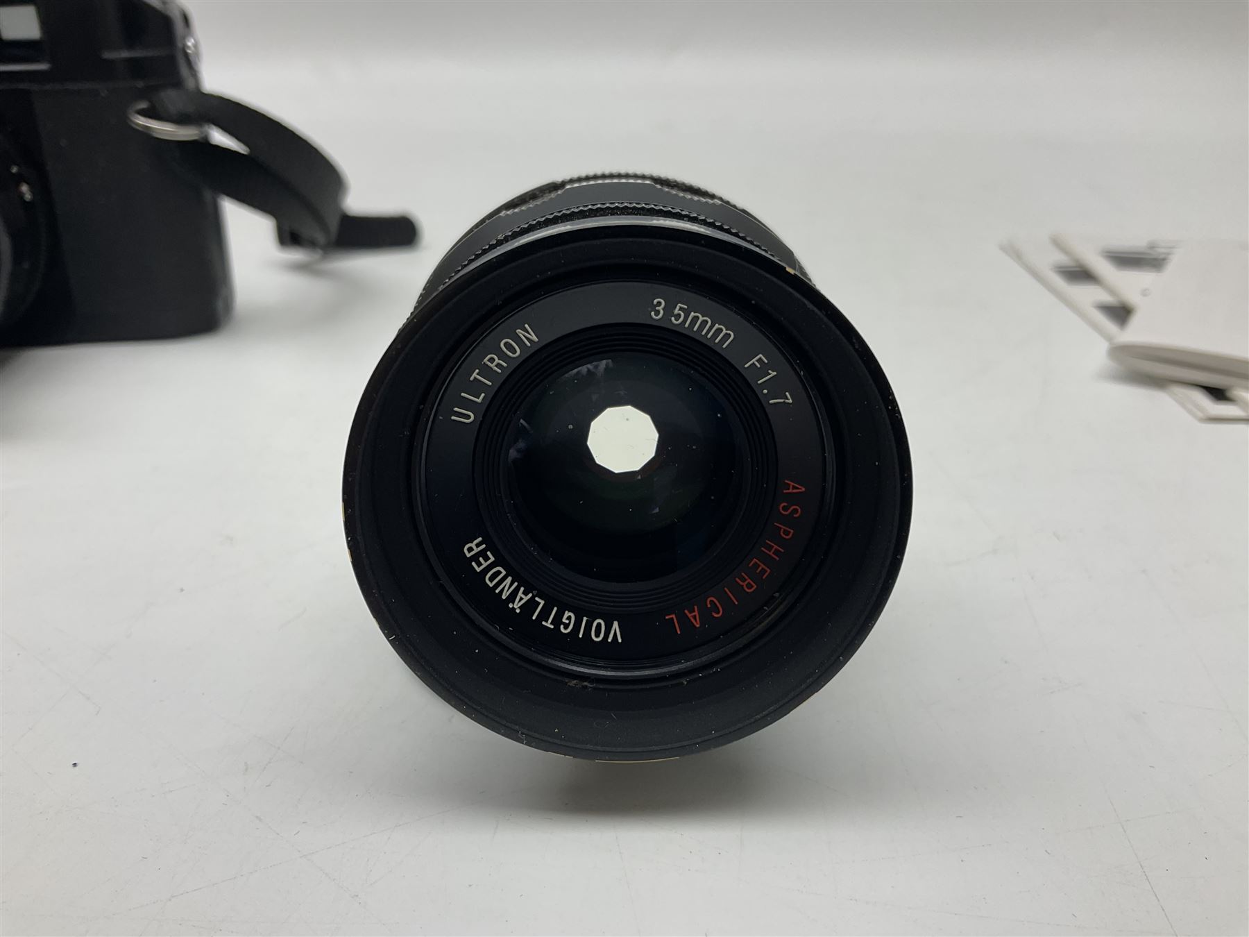 Voigtlander Bessa-R rangefinder camera body, serial no. 00118622, with 'Voigtlander Nokton F 1.5 50mm' lens, serial no. 9960078 and 'Voigtlander Ultron 35mm F 1.7' lens, serial no.9050024 