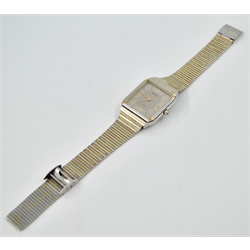  Bulova stainless steel quartz wristwatch  