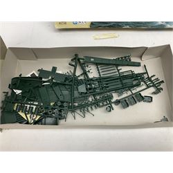 Revell 1:146 scale construction kit of HMS Victory; boxed; and ten other construction kits of aircraft by Airfix, Revell and Matchbox; all boxed (11)