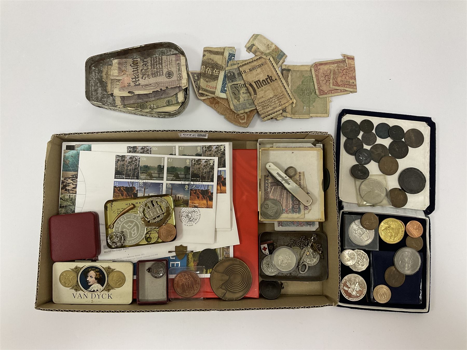 Collection of bank notes and coins, to include Irish 1928 floren, King George V 1931 shilling, cartwheel penny, Coins, stamps and miscellaneous collectibles, including Royal Life Saving Society medal, brooches, commemorative crowns etc
