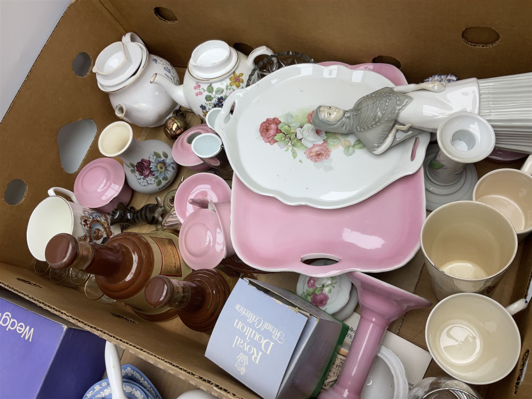 Collection of Wedgwood Jasperware, to include candy box with lid, miniature vase, trinket dishes, together with other collectables in six boxes 