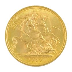 Queen Elizabeth II 1959 gold full sovereign coin