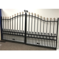  Pair large wrought iron driveway gates, W332cm, H200cm  