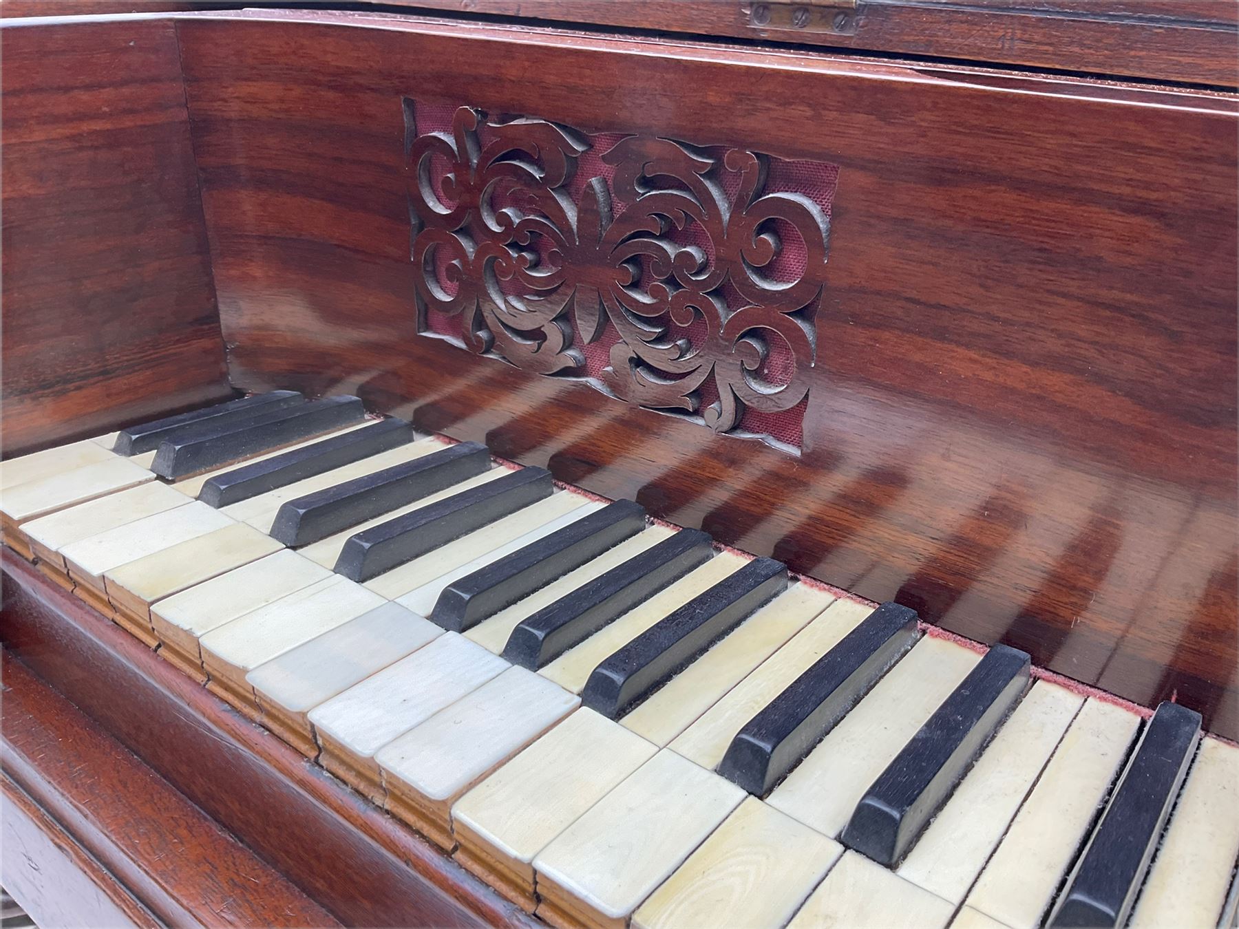 Collard & Collard - early 19th century mahogany square piano, hinged and retractable keyboard cover and lid, turned legs on brass castors