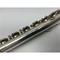 Buffet Crampon & Co Cooper Series II silver plated flute, serial no.020804739; in fitted hard case and outer carrying case