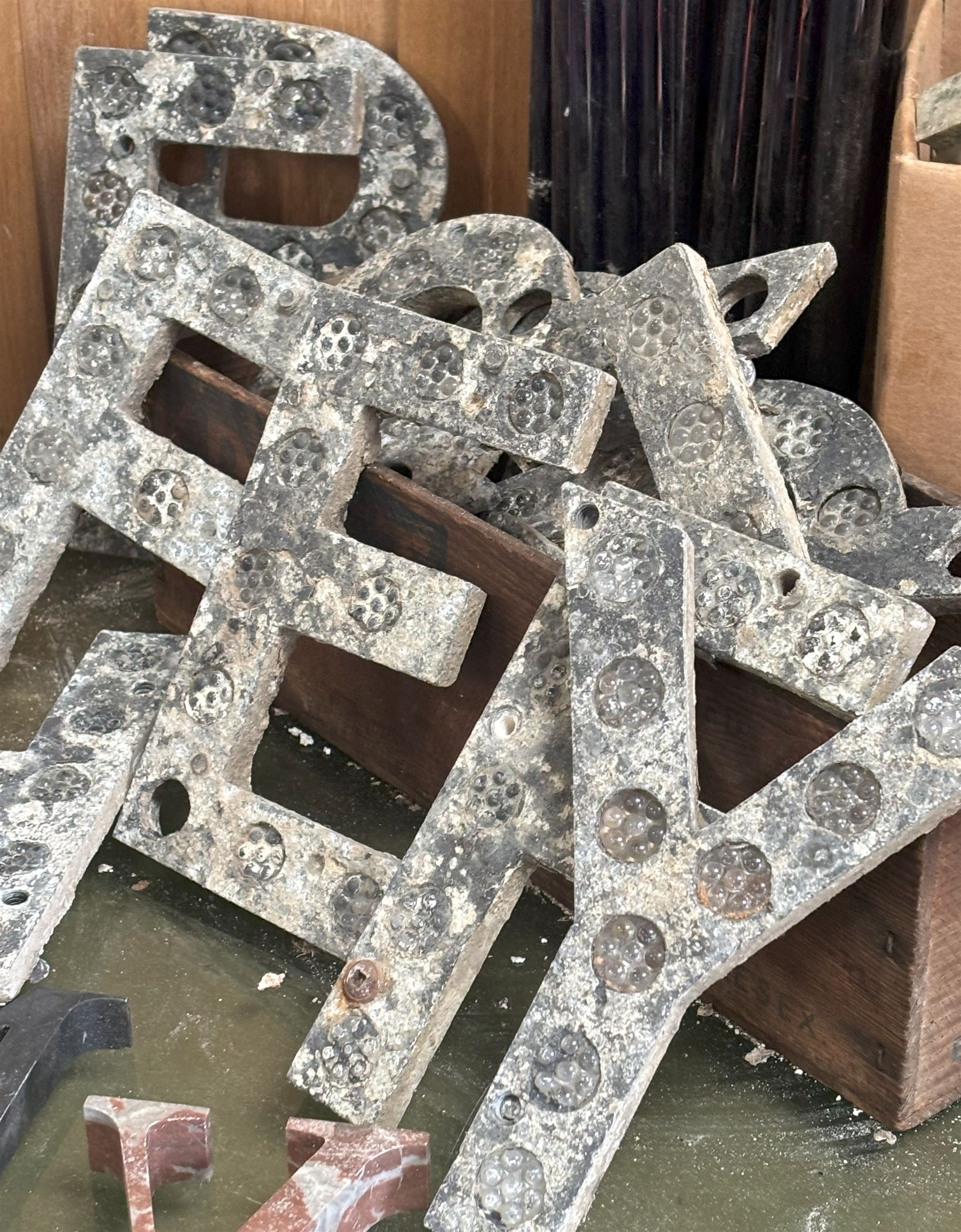 Mixed lot to include; sign board letters, marble letters, two glass Bacardi bottles and a quantity of blue glass blowing rods.  - COLLECTION BY APPOINTMENT FROM: The White House, Thirsk Road, Easingwold, York, YO61 3NF - CALL 01723 507111 TO ARRANGE