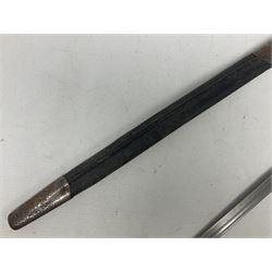 WW1 British 1907 pattern bayonet, the 43cm single edged fullered blade stamped to the ricasso with a crown GR cypher 1907 8 15 Sanderson, with various ordnance marks verso, two piece walnut grip, pommel stamped 1HLI 354; in steel mounted leather scabbard stamped 140 to the throat L57cm overall