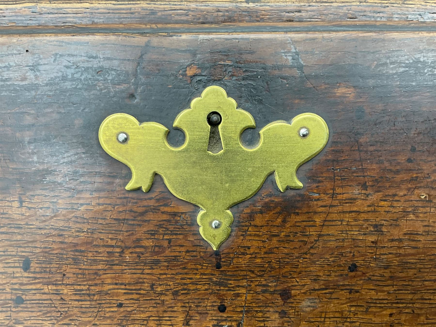 Georgian oak bureau, fall front enclosing fitted interior, four long graduating drawers, on bracket feet