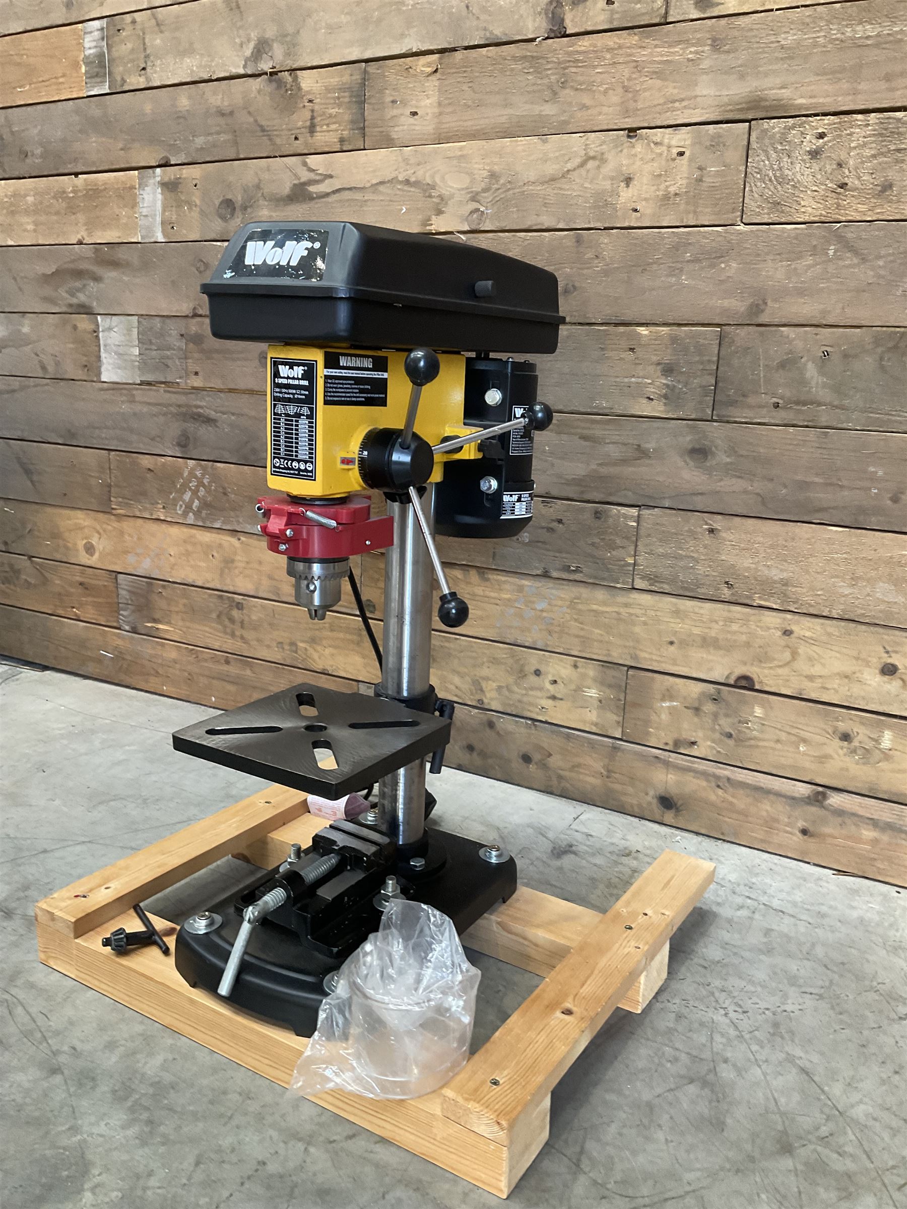 Wolf - bench mounted 9 speed pillar drill
