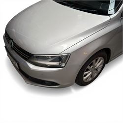 Volkswagen Jetta, 1.6 litre blue-motion diesel, 82000 miles, manual, silver, 2013, (NX63 VVT), MOT till 13 August 2026, £20 road tax, full VW service history, parking sensors, bluetooth - this vehicle is subject to 10% plus VAT buyers premium (12% in total)