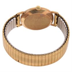 Roamer 9ct gold cased presentation wristwatch, with inscription to back case, on expanding base metal strap, boxed