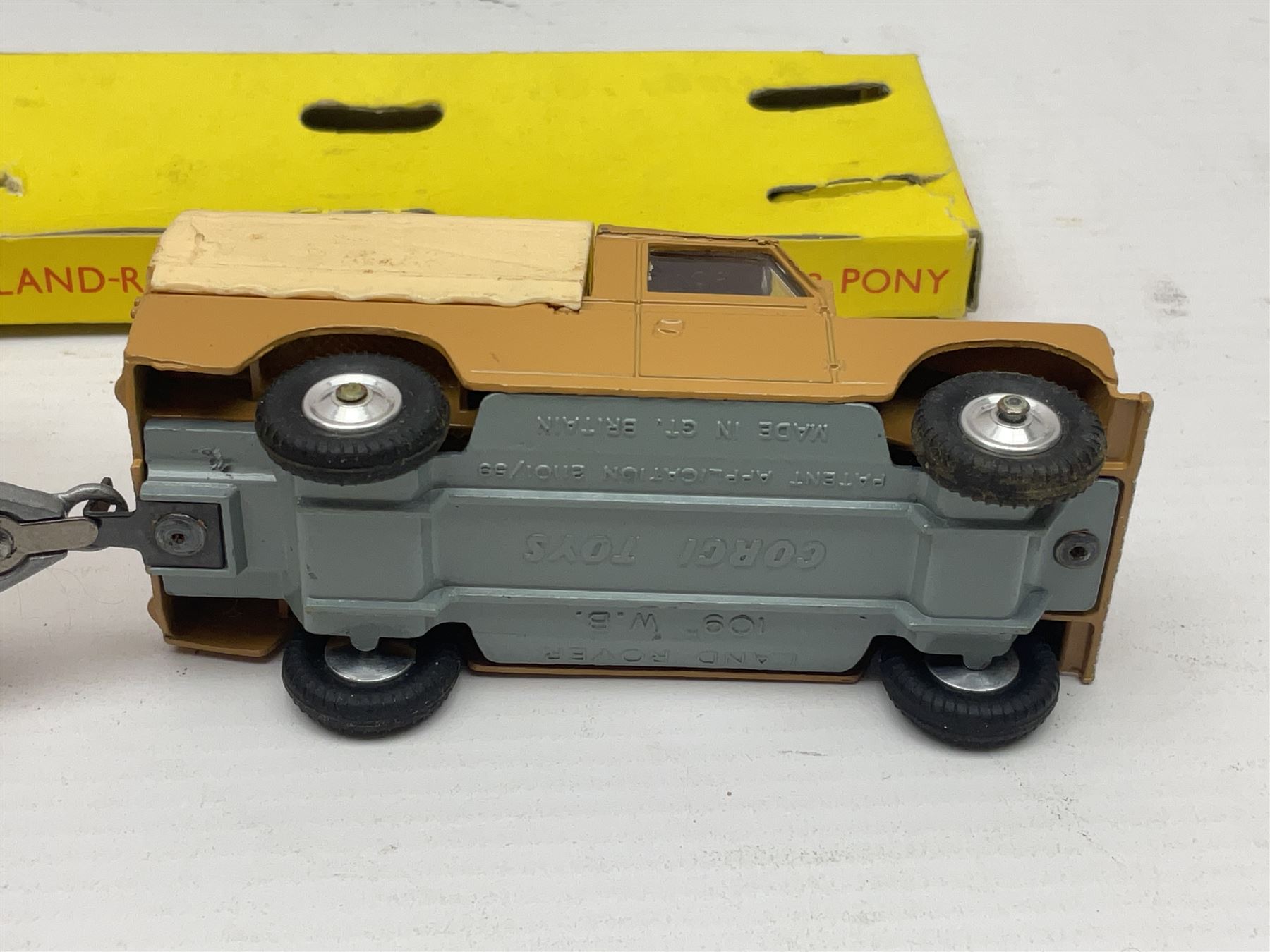Corgi - Gift Set No.2 Land Rover with 'Rices' Pony Trai - 22