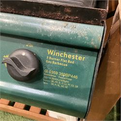 Winchester collection gas barbecue BBQ with weather cover - THIS LOT IS TO BE COLLECTED BY APPOINTMENT FROM DUGGLEBY STORAGE, GREAT HILL, EASTFIELD, SCARBOROUGH, YO11 3TX