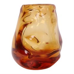 Whitefriars amber Knobbly glass vase, H15cm