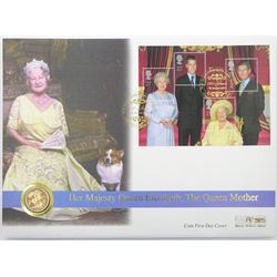 Queen Elizabeth II 2000 gold full sovereign coin, housed in a commemorative cover