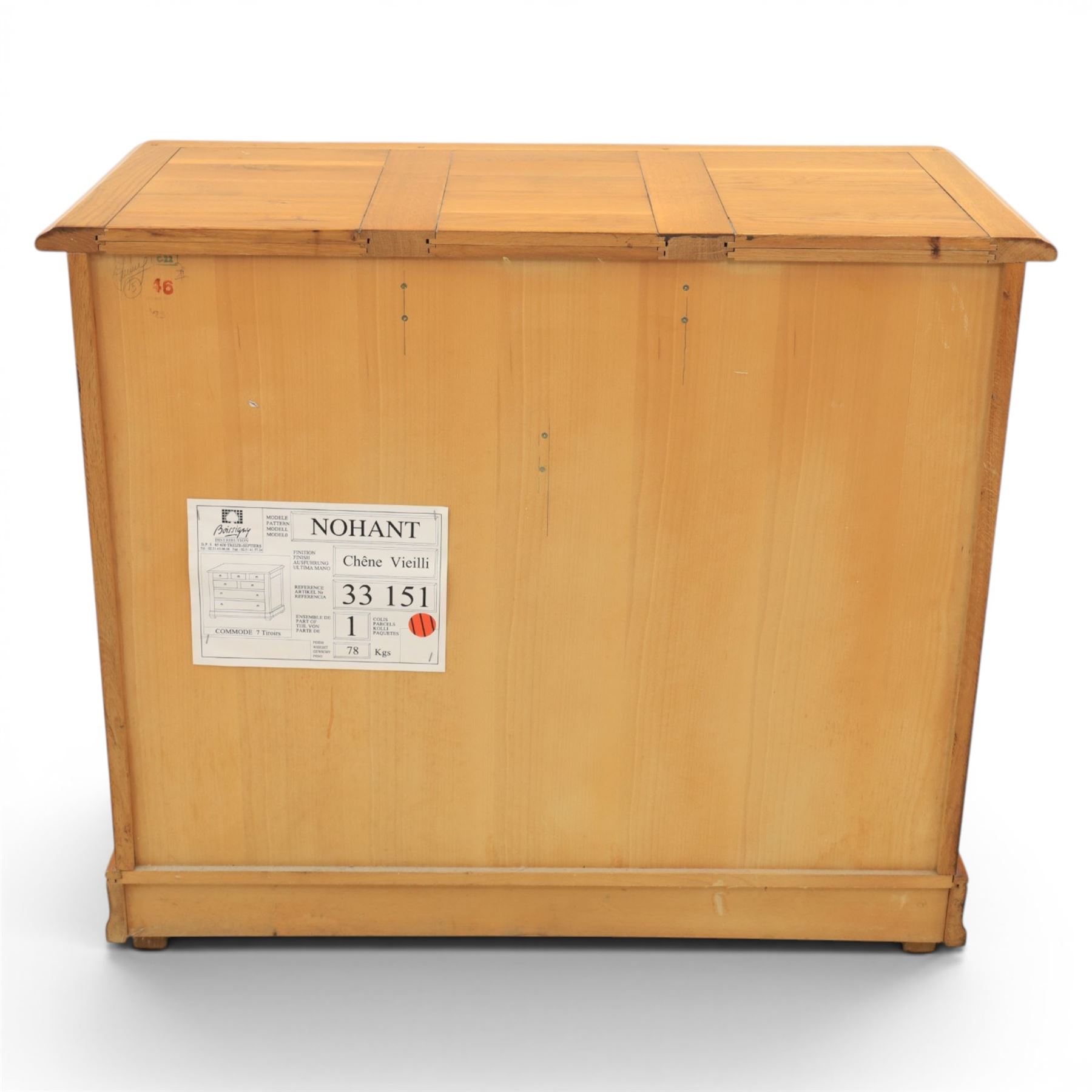 Solid oak chest, fitted with an arrangement of five short and two long drawers