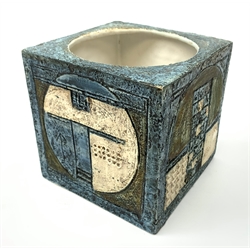 A Troika pottery cube vase or jardinière, designed by Linda Taylor, the blue ground with geometric designed, marked beneath Troika Cornwall England LT, H14.5cm. 