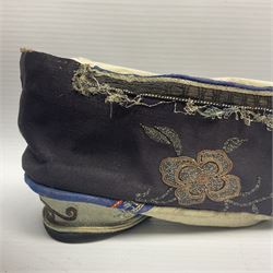 Pair of Chinese silk embroidered lotus shoes, for bound feet, a blue ground with floral detailing L15cm
