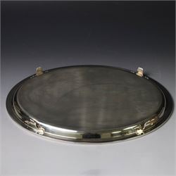 Modern silver tray, of oval form with stepped rim and upon four pad feet, hallmarked Victorian Silverware Ltd, Birmingham 2000, W28.5cm