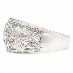 18ct white gold diamond floral ring, milgrain and pierced design set with round brilliant cut diamonds, Edinburgh 2017
